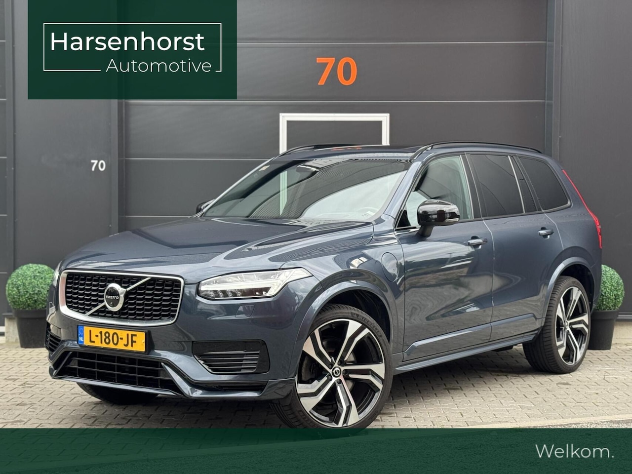 Volvo XC90 - 2.0 T8 Twin Engine AWD R-Design Intro Edition | Dealer onderhouden | Semi-elektrische trek - AutoWereld.nl