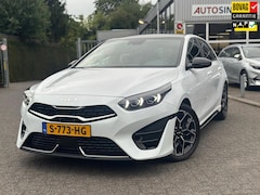 Kia Cee'd - Ceed 1.5 T-GDi GT-Line | Automaat | Panoramadak | Stoel- & Stuurverwarming |