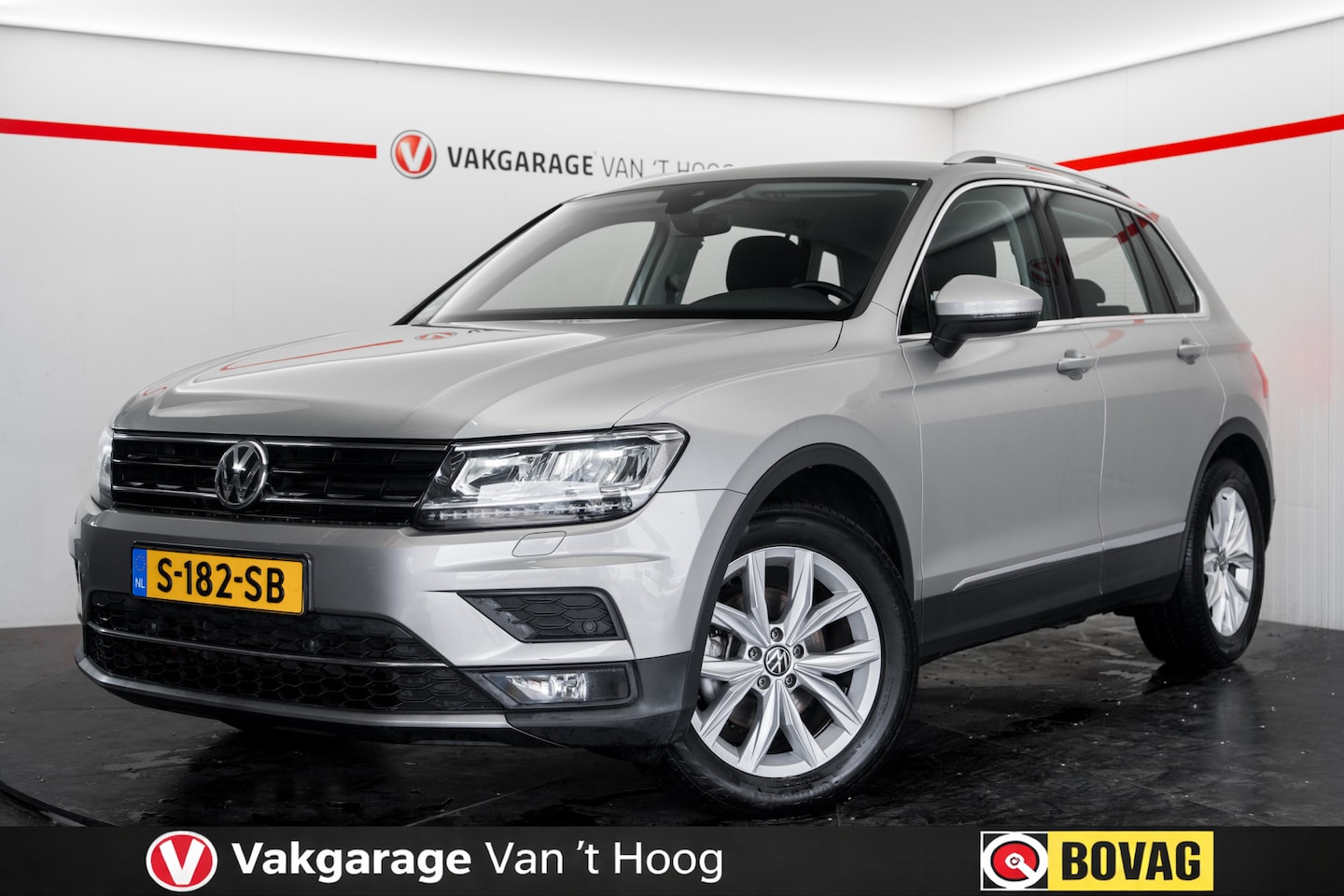 Volkswagen Tiguan - 1.5 TSI ACT Highline|ACC|Klaptrekhaak| - AutoWereld.nl