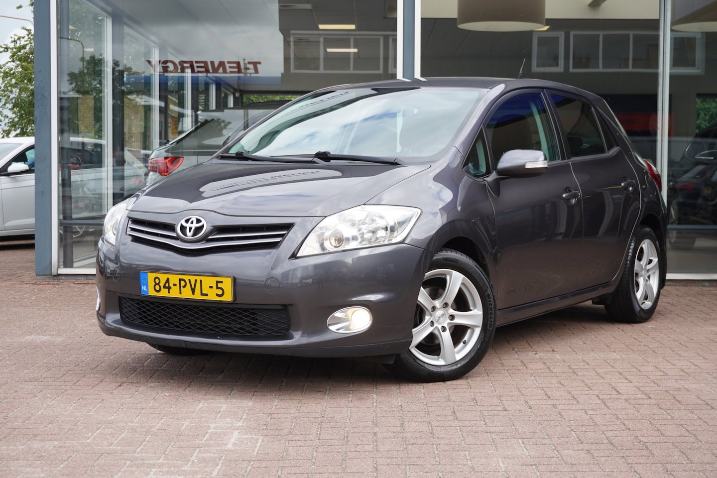 Toyota Auris - 1.6 Aspiration Handgeschakeld | Airco | Elek. Pakket | LM velgen | Vol opties | Inruil mog - AutoWereld.nl