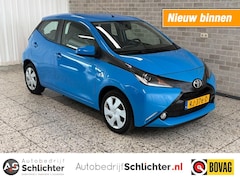 Toyota Aygo - 1.0 X-Play Airco/Cruise/Navigatie/Achteruitrijcamera