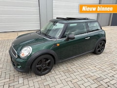 MINI One - 1.6 ONE PEPPER/AIRCO/PANORAMADAK/MOOIE AUTO