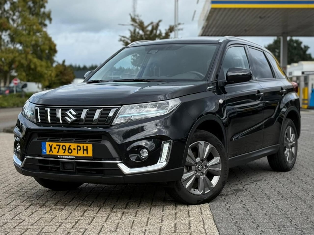 Suzuki Vitara - 1.5 HYBRID SELECT A/T CARPLAY CAMERA NL-AUTO - AutoWereld.nl