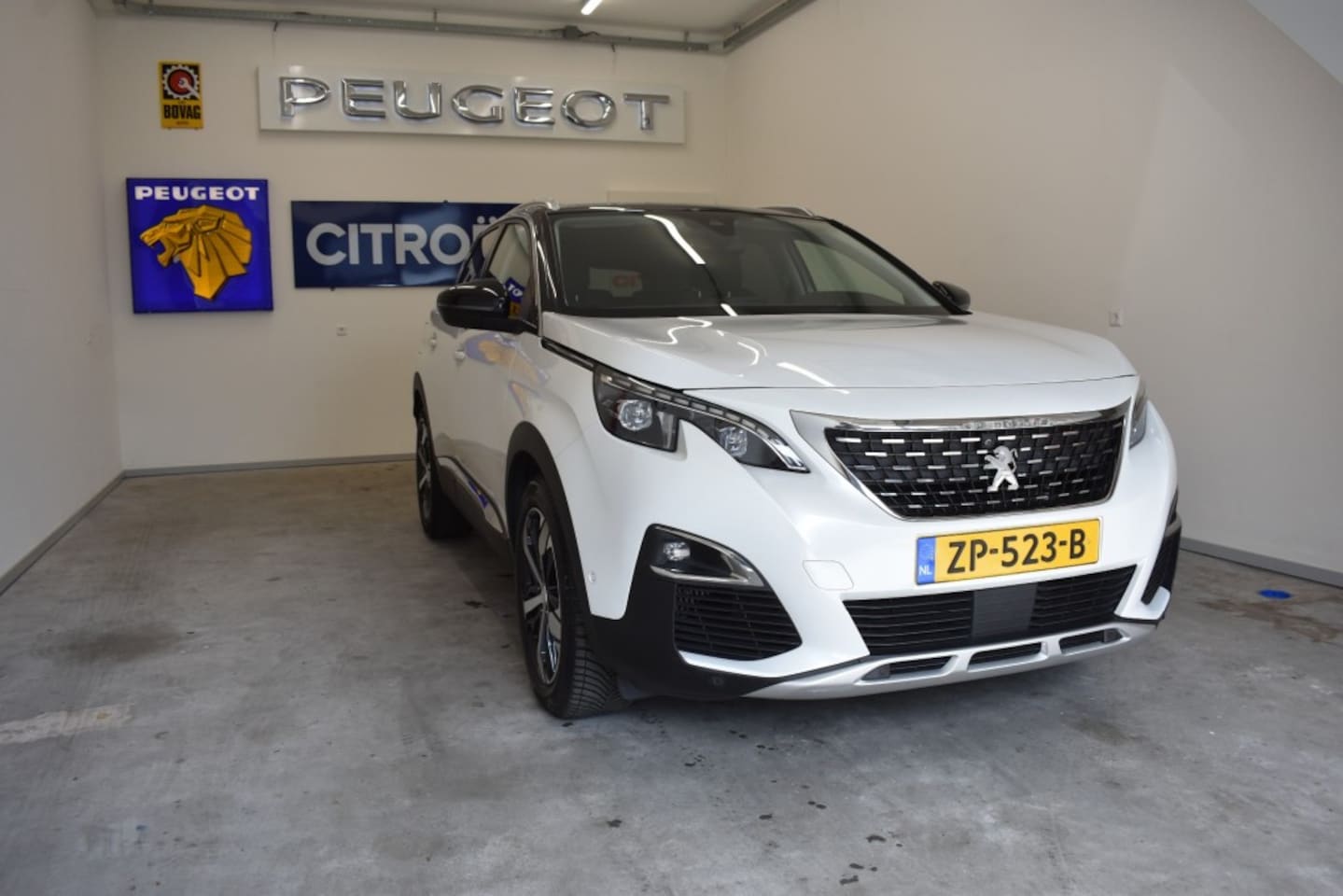 Peugeot 3008 - 1.6 PureTech Automaat Blue Lease Premium 180 Pk. - AutoWereld.nl