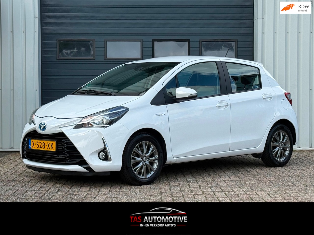 Toyota Yaris - 1.5 Hybrid Aspiration AUTOMAAT / CLIMA / CRUISE - AutoWereld.nl