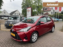Toyota Yaris - 1.5 HYBRID AUTOMAAT / NAVI / CAMERA / CRUISE CTR. / TREKHAAK AFN. / RADIO / ELEK. RAMEN