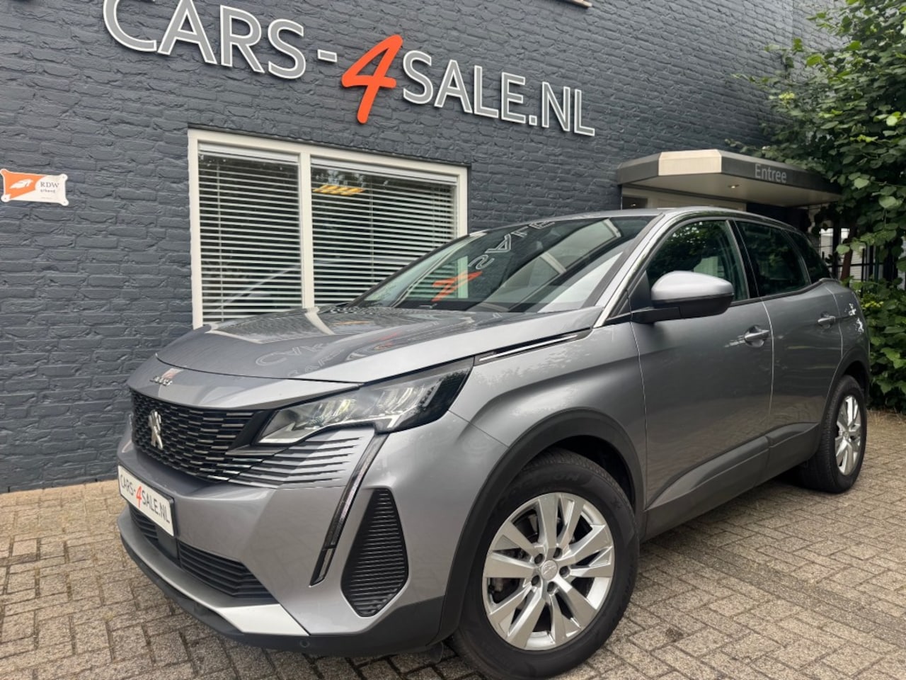 Peugeot 3008 - 1.2 Autom.130pk  Business+ Camera + Led + Navi + Pdc + Car-play + 16 inch Lmv - Facelift m - AutoWereld.nl
