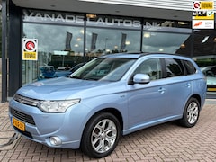 Mitsubishi Outlander - 2.0 PHEV Instyle Aut. 4WD Schuifdak Leer Navi Camera Trekhaak NL-Auto NAP