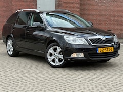Skoda Octavia Combi - 1.2 TSI Elegance|AUTOMAAT|INVALIDE AUTO|HANDREM+GAS|GOED ONDERHOUDEN