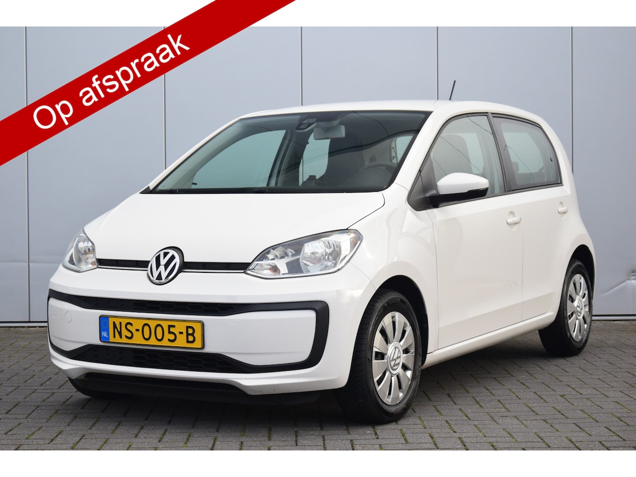 Volkswagen Up! - 1.0 BMT move up! Airco Audio/Bluetooth 64dkm! - AutoWereld.nl
