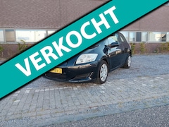 Toyota Auris - 1.6-16V Terra