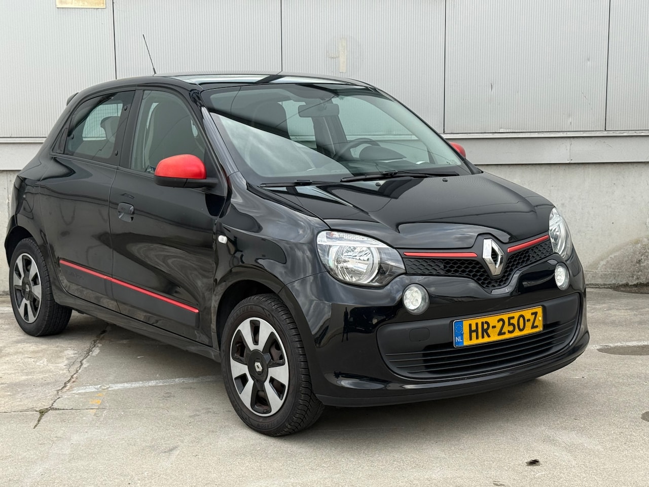 Renault Twingo - 1.0 SCe Collection / AIRCO / NAP / 5 Deurs / Hoge instap / inruil mog. - AutoWereld.nl