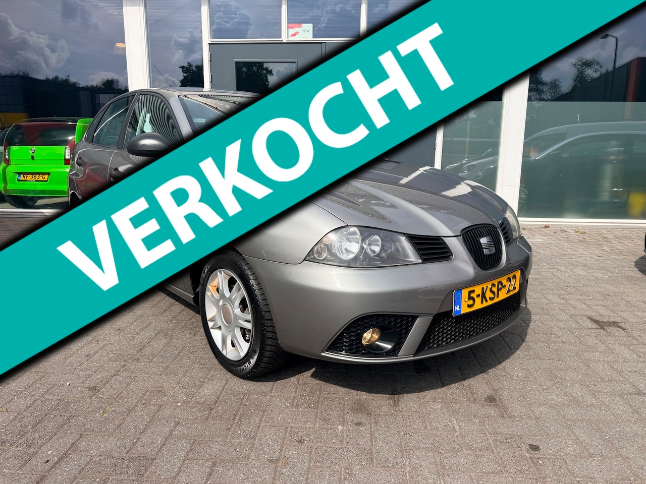 SEAT Ibiza - 1.4-16V 25 Edition/Airco/Lichtmetaal/Cruise Control/Dealer Onderhouden - AutoWereld.nl