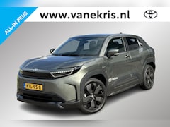 Toyota Urban Cruiser - Executive 61 kWh, DEMO, JBL, 360 graden camera, Half leder