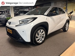 Toyota Aygo X - 1.0 VVT-i MT first / apple /stoelverw /cruisec /camera/pdc/clima/boeken