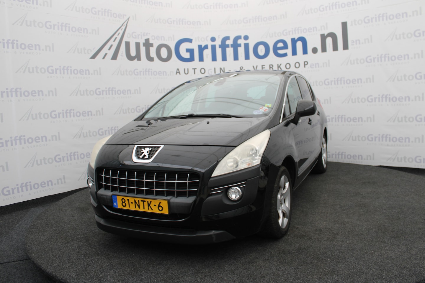 Peugeot 3008 - 1.6 VTi Blue Lease prima MPV met leer en trekhaak - AutoWereld.nl