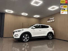 Hyundai Tucson - 1.6 T-GDi Premium 4WD * Automaat / Panoramadak / Camera / Trekhaak / NL Auto