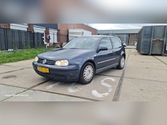 Volkswagen Golf - 1.4-16V Master Edition Volkswagen Golf 1.4i 16V benzine