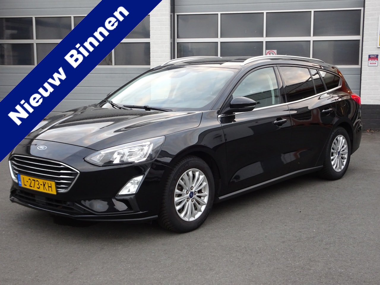 Ford Focus Wagon - 1.0 EcoBoost Hybrid Titanium X Business Automatische airco, navigatie, parkeersensoren, ac - AutoWereld.nl