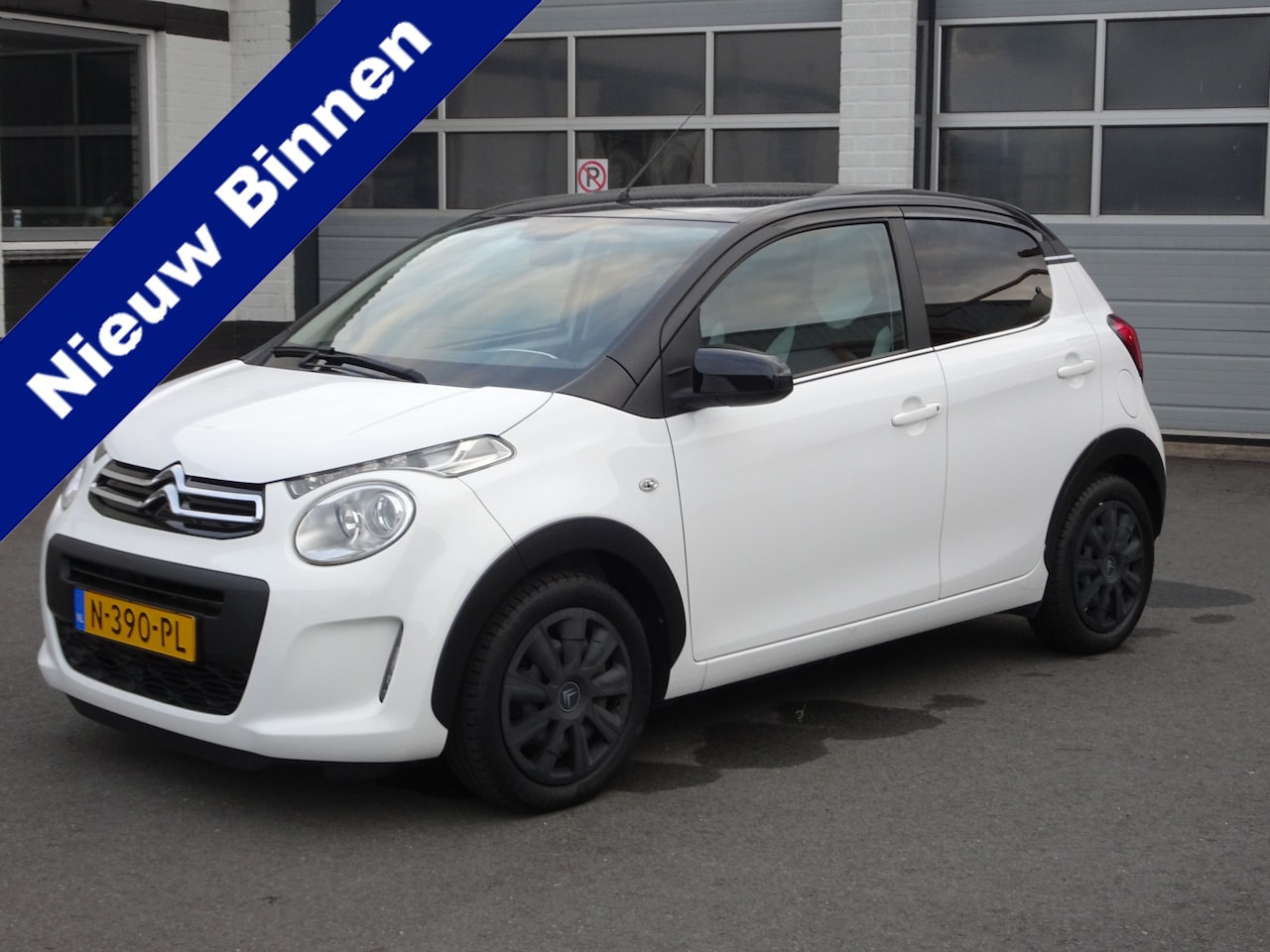 Citroën C1 - 1.0 VTi Millenium Airco, apple carplay, elektrische ramen, centrale vergrendeling, led ver - AutoWereld.nl