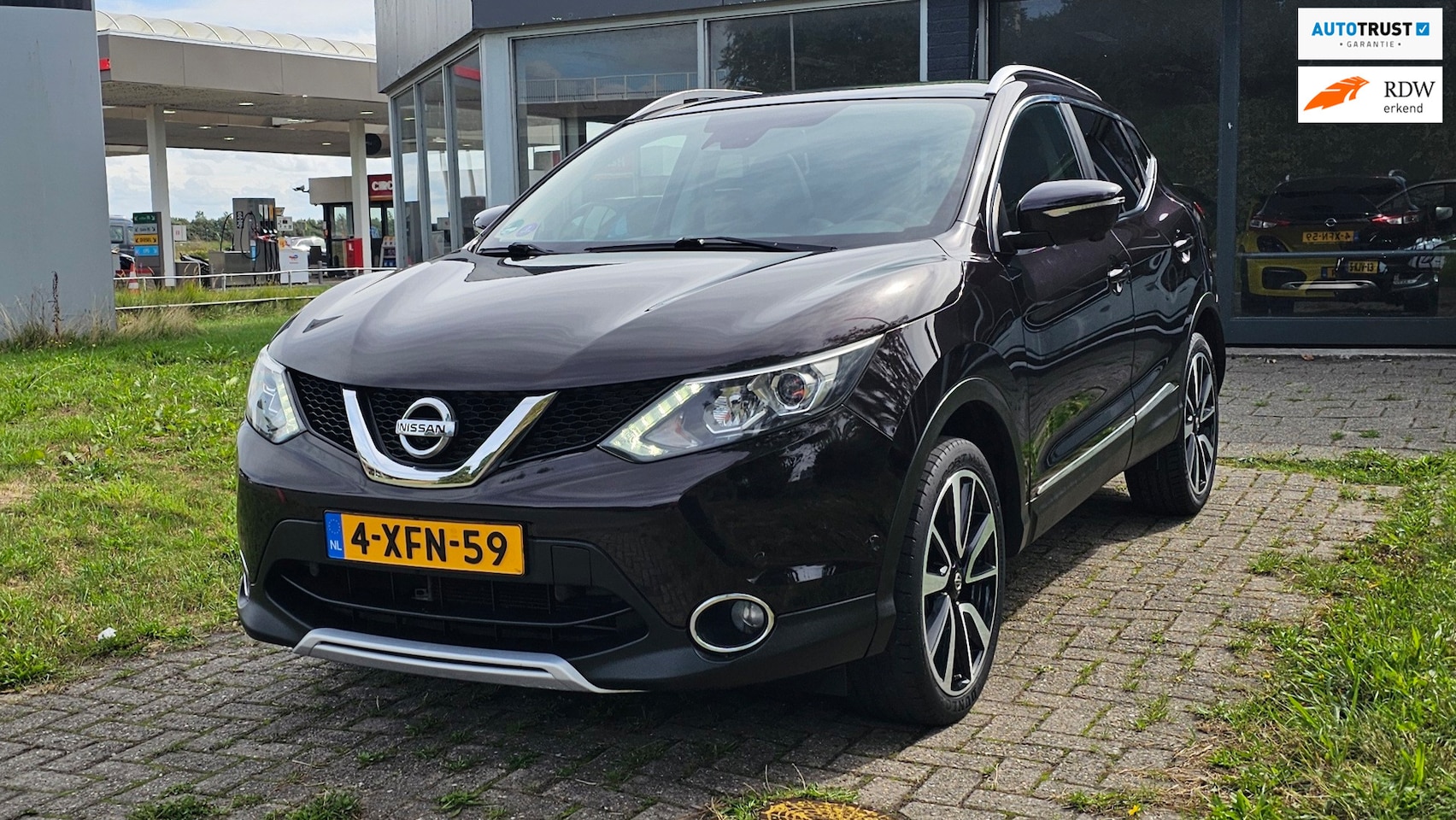 Nissan Qashqai - 1.2 Tekna NW. ketting - AutoWereld.nl