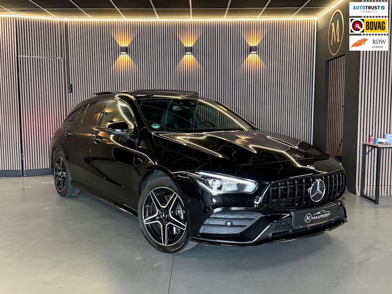 Mercedes-Benz CLA-klasse Shooting Brake - 250e AMG Night | Panoramadak | keyless |sfeer|Edtion - AutoWereld.nl