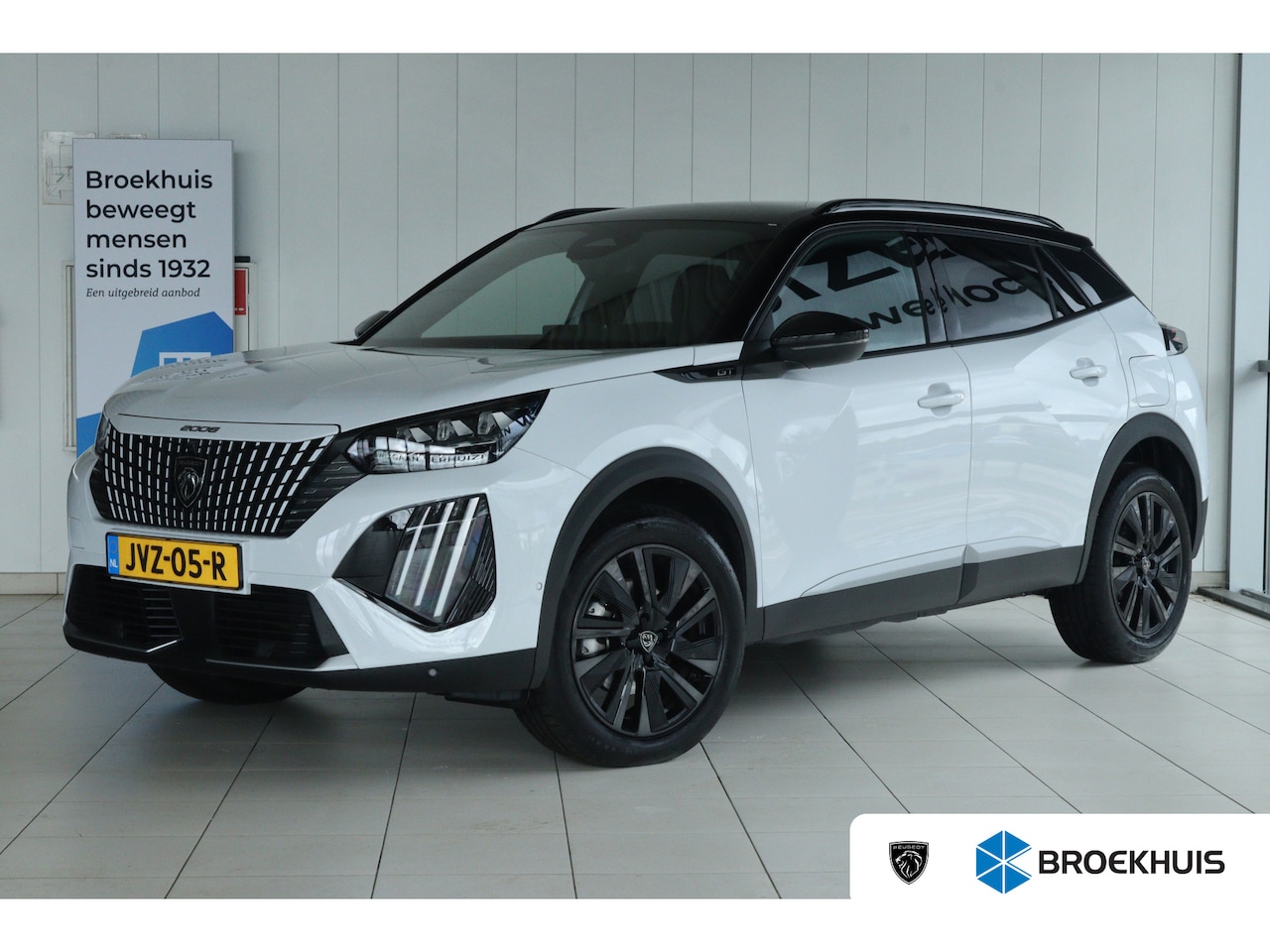 Peugeot 2008 - 1.2 Hybrid 145 GT | Adapt. Cruise | 360 Camera | Navigatie | Carplay | 18 Inch Evissa | Ke - AutoWereld.nl