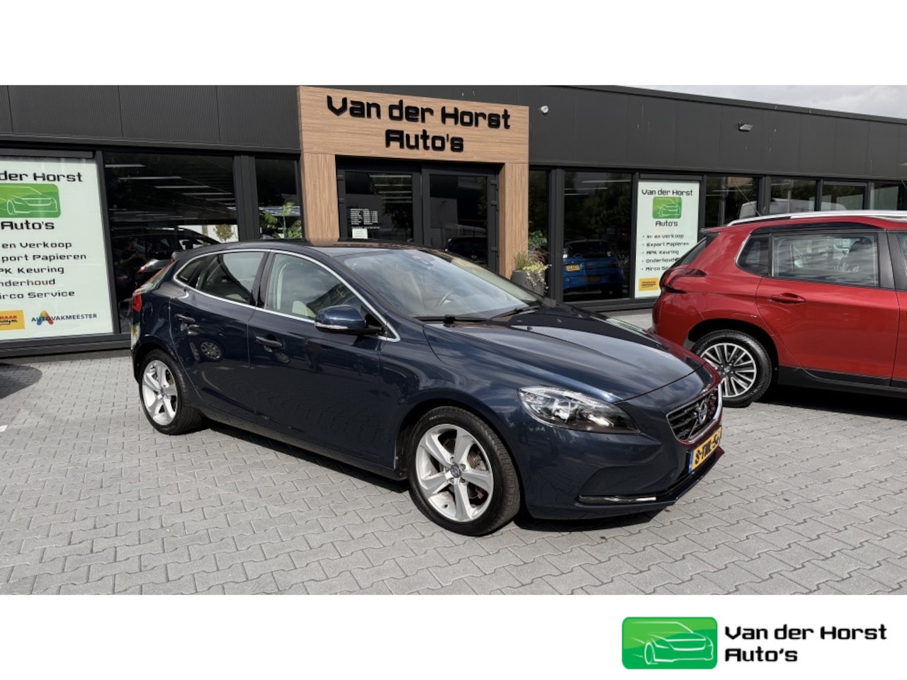 Volvo V40 - 1.6 T4 Summum automaat - AutoWereld.nl