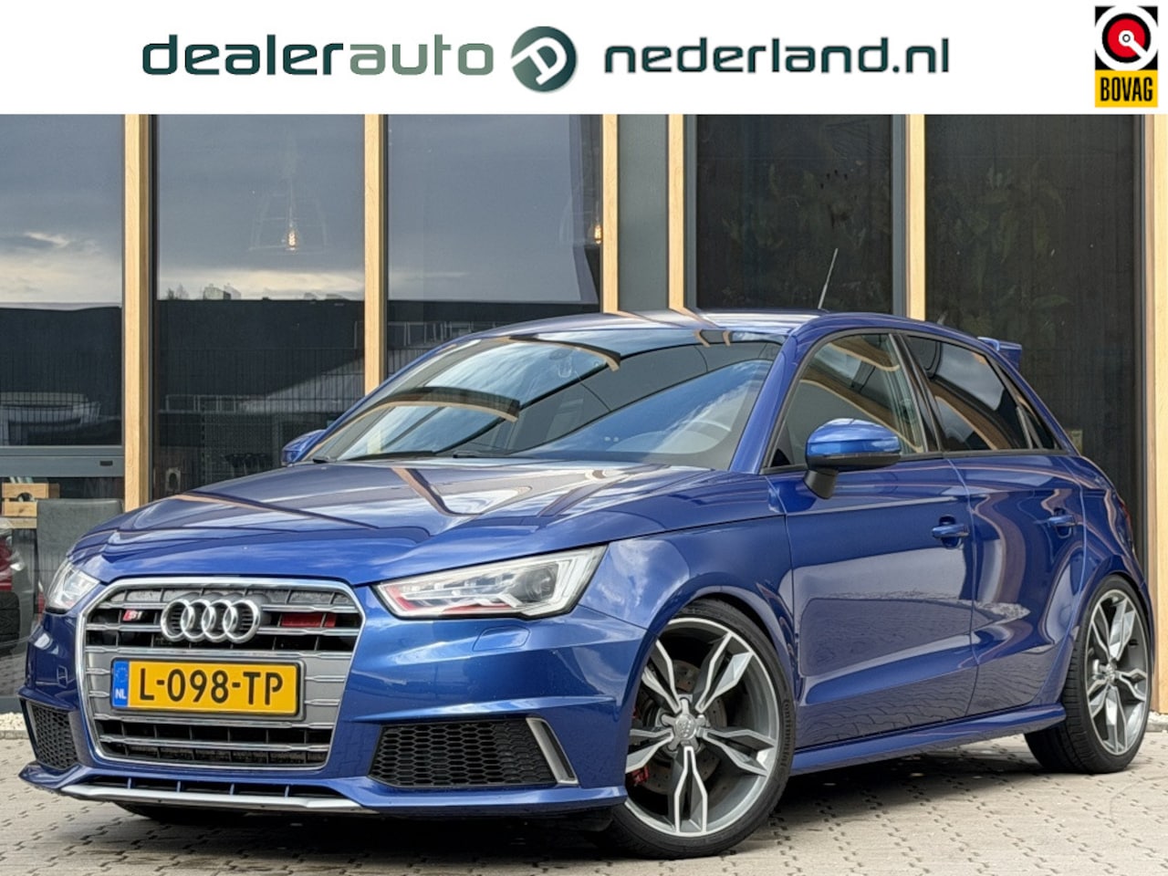 Audi A1 Sportback - 2.0 TFSI S1 Quattro 340pk eventuri inlaat - AutoWereld.nl