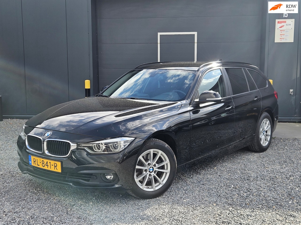 BMW 3-serie Touring - 318i Corporate Lease Executive 318i Corporate Lease Executive - AutoWereld.nl