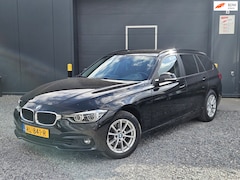 BMW 3-serie Touring - 318i Corporate Lease Executive