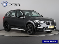 BMW X1 - sDrive18i High Executive (Afn. Trekhaak / Carplay / Camera / Cruise / Navi / Stoelverw.)
