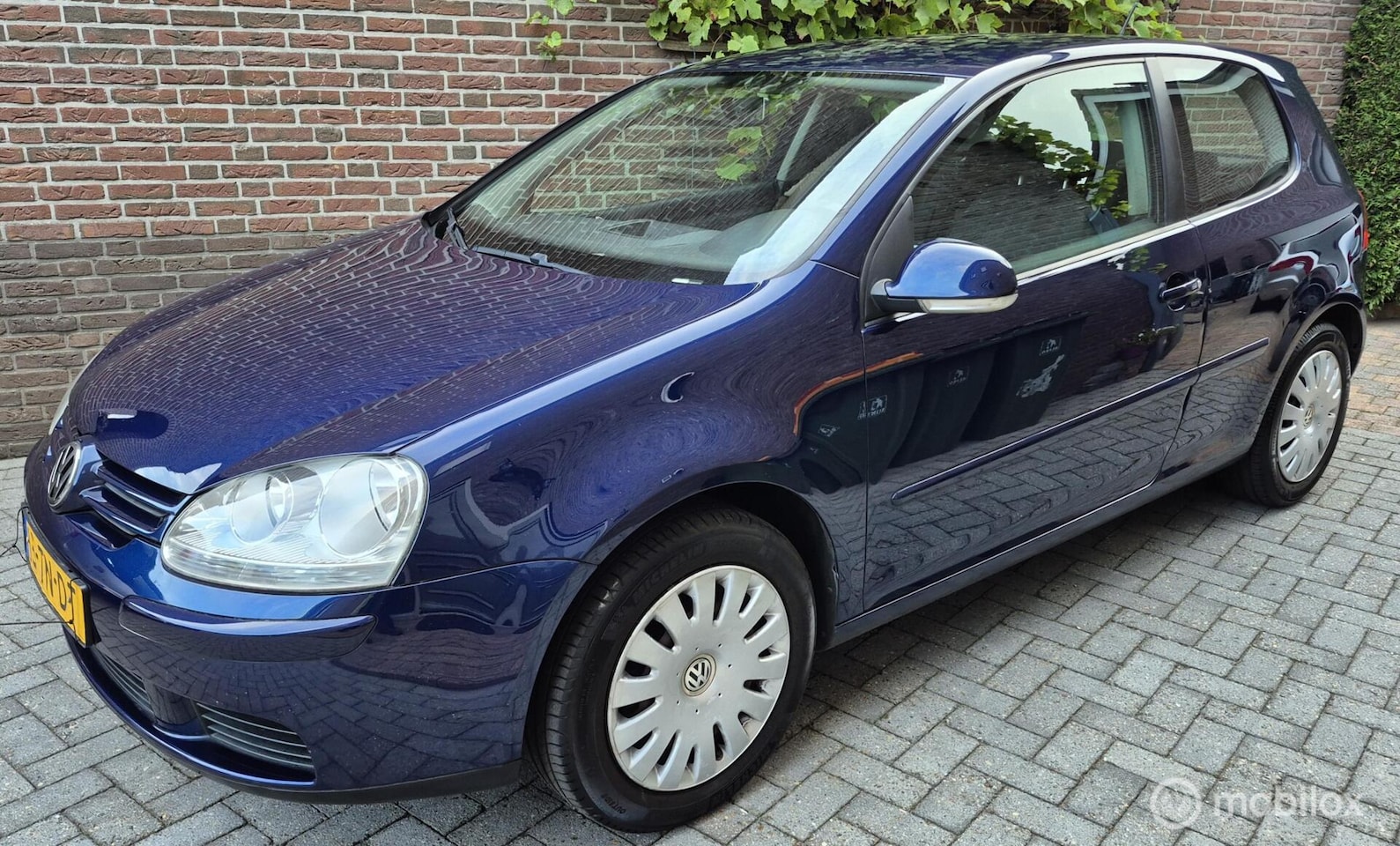 Volkswagen Golf - 1.6 Optive 2 trekhaak/airco 2006 netjes!! - AutoWereld.nl