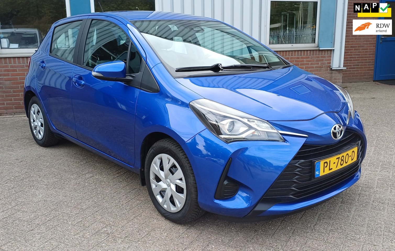 Toyota Yaris - 1.0 VVT-i Aspiration 1.0 VVT-i Aspiration - AutoWereld.nl