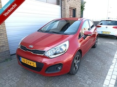 Kia Rio - 1.2 CVVT Design Edition Airco/Parkeersensoren NL-Auto APK 8-2027