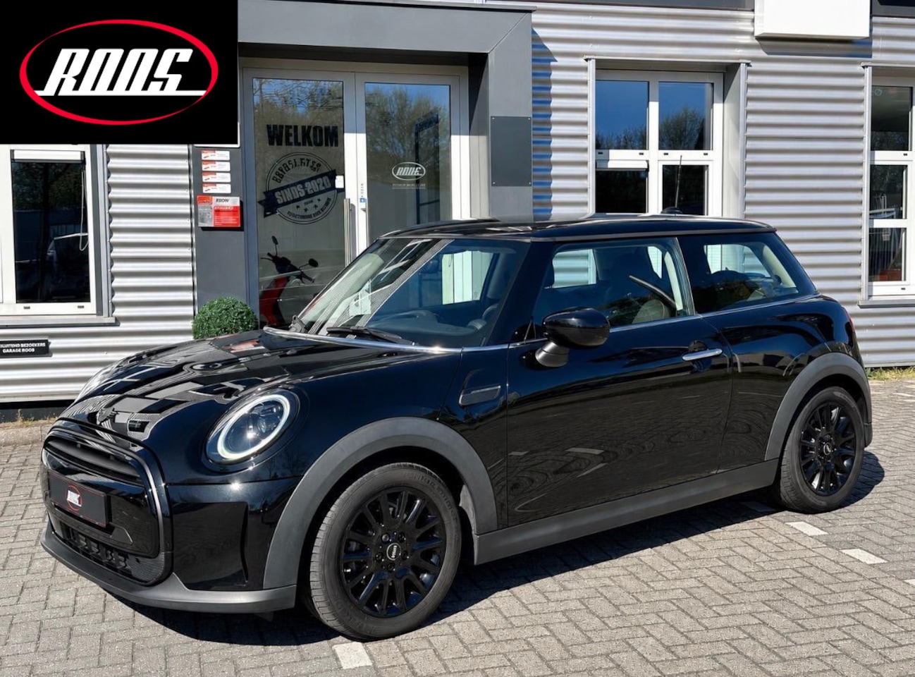 MINI Cooper - 1.5 Essential Navi proff | Apple Carplay - AutoWereld.nl