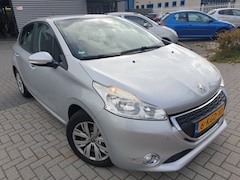 Peugeot 208 - 1.2 VTi Envy-climat-cruise-navigatie