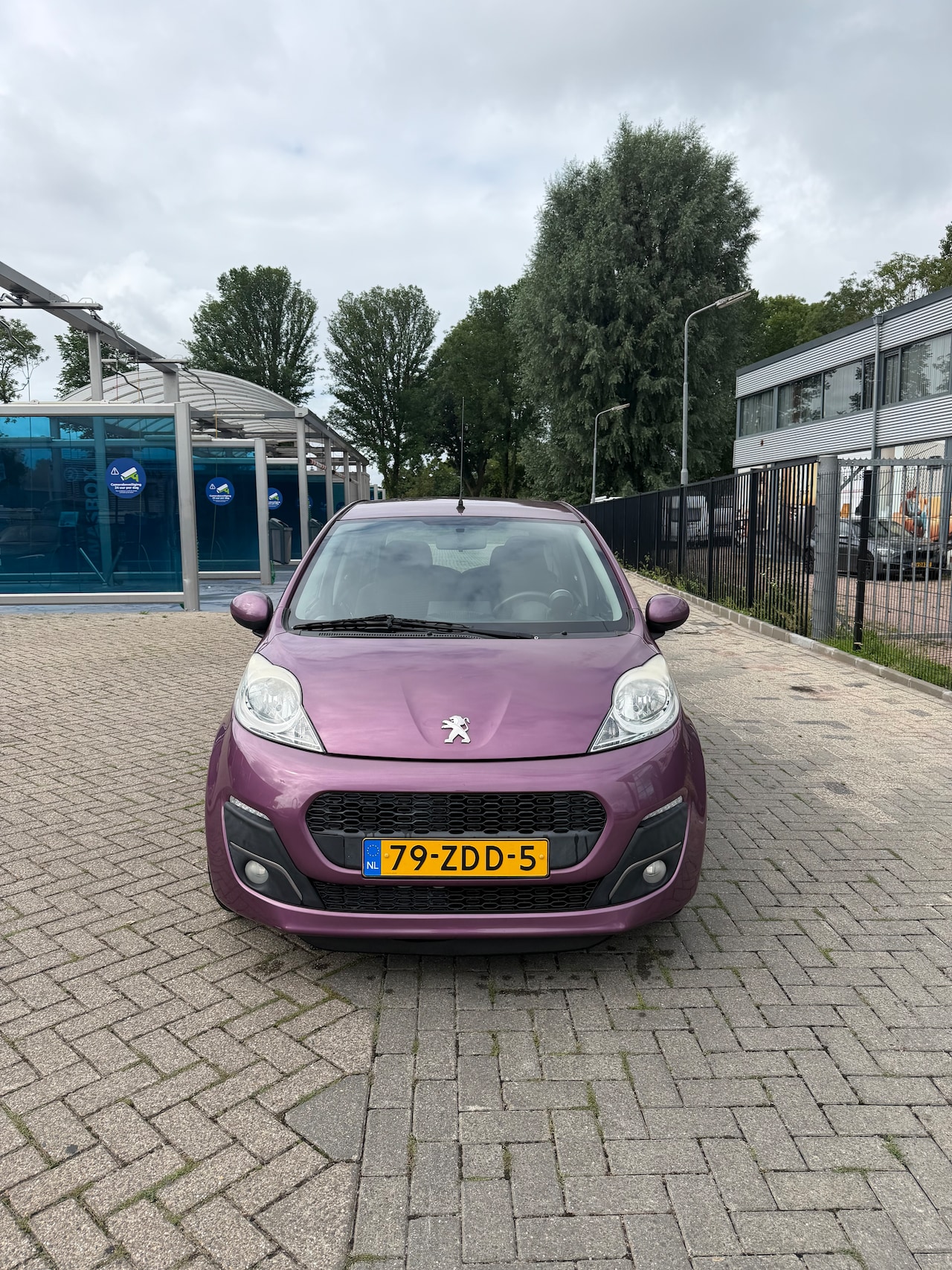 Peugeot 107 - 1.0 Envy - AutoWereld.nl