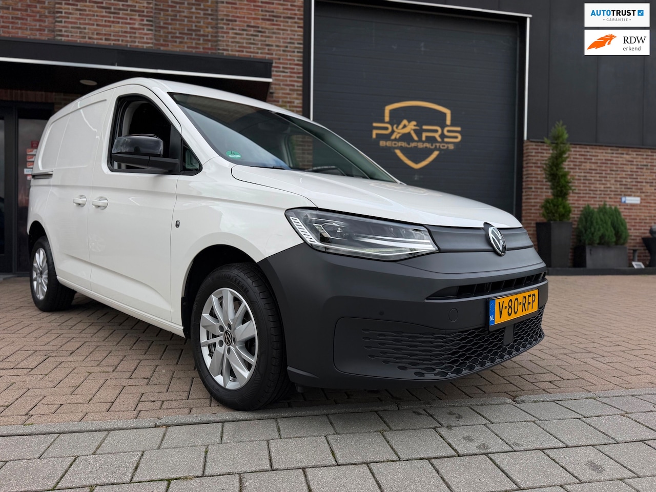 Volkswagen Caddy Cargo - 1.5 TSI Trend Style Automaat Benzine IQ-Light Climaat Control Cruise Control Airco Navi El - AutoWereld.nl