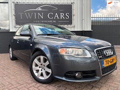 Audi A4 Limousine - 2.0 TFSI quattro Advance Leer Xenon Aut