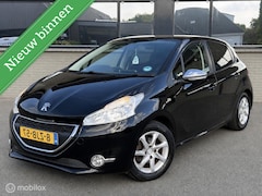 Peugeot 208 - 1.2 PureTech Style | CARPLAY | NAVI | PDC