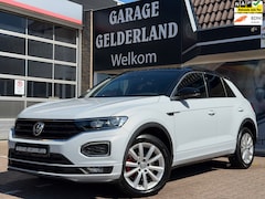 Volkswagen T-Roc - 2.0 TSI 4Motion R-Line | Bi-Xenon | Full-Led | Climate | Trekhaak | ACC | Apple/Android |