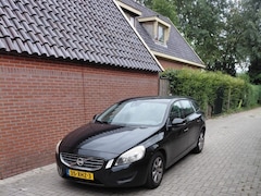 Volvo V60 - 1.6 T3 Kinetic