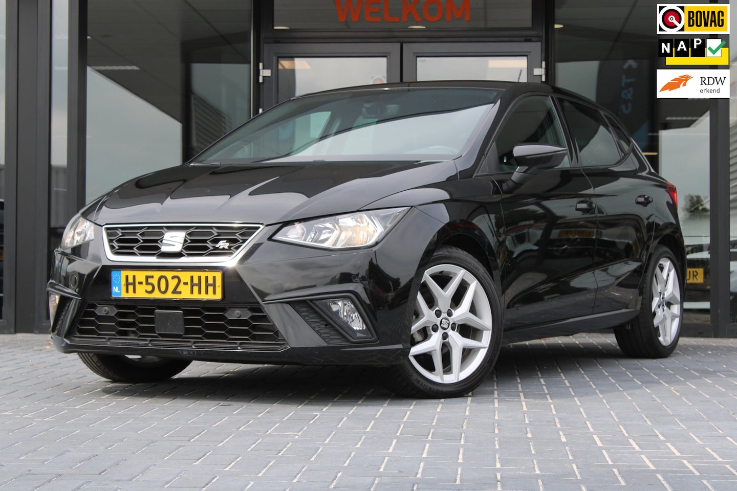 SEAT Ibiza - 1.0 TSI FR Business Intense 1.0 TSI FR Business Intense, BTW, Camera, CarPlay, PDC, Cruise Control, LM-velgen - AutoWereld.nl