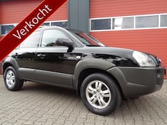 Hyundai Tucson - 2.0i Style 142PK Clima Cruise LMV Trekhaak NL-Auto Hoge-Instap/Zit