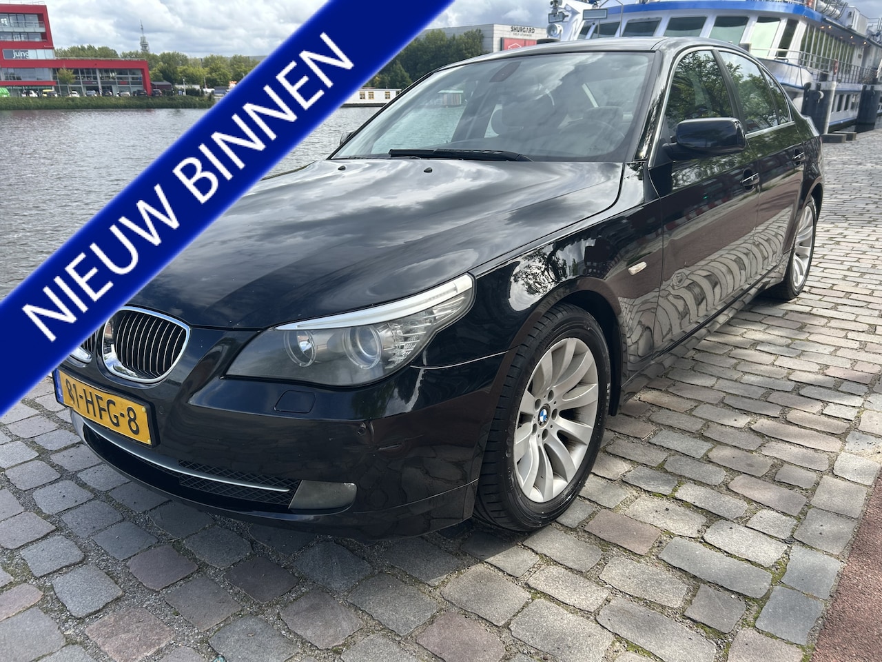 BMW 5-serie - 523i Business Line airco/ecc navigatie - AutoWereld.nl