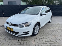 Volkswagen Golf - 1.2 TSI Edition