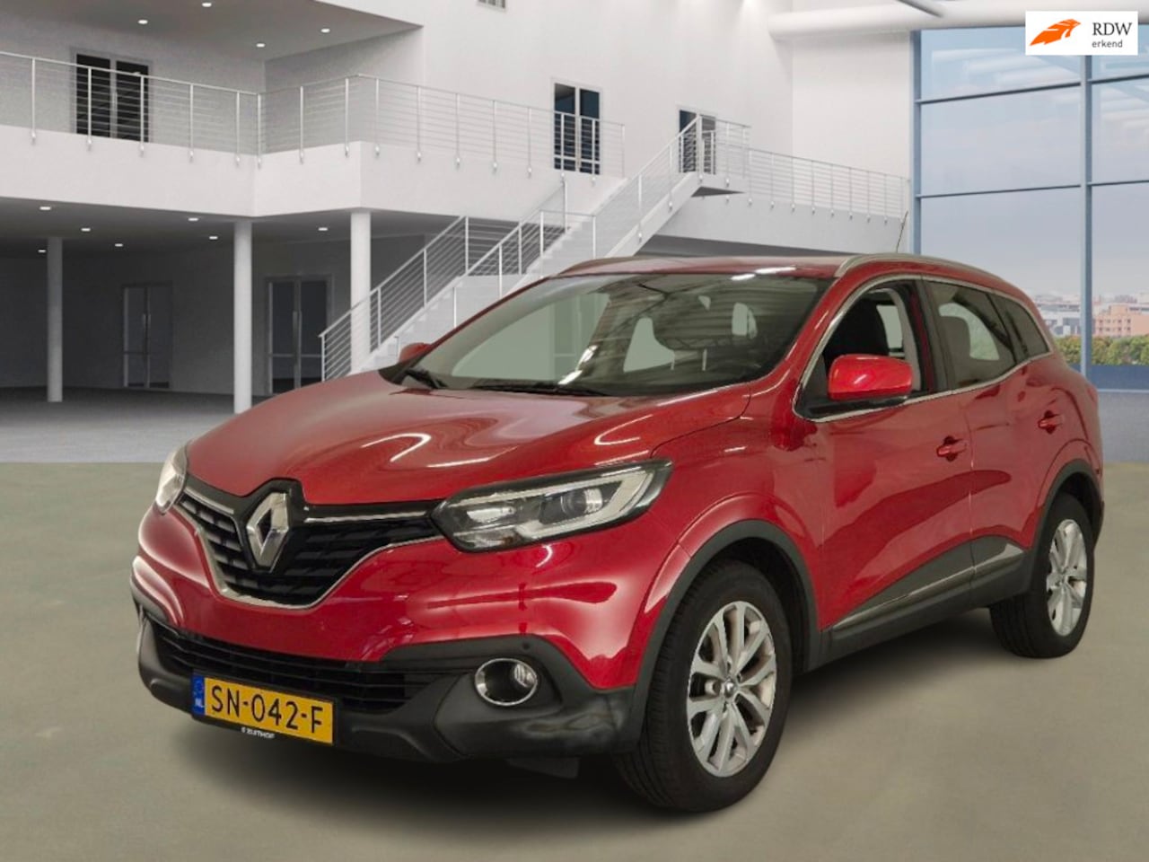Renault Kadjar - 1.2 TCe Bose|AUT|NAVI|TREKHAAK|CRUISE|PSENSOR|HOGE INSTAP|BOEKJES|2SLEUTELS - AutoWereld.nl
