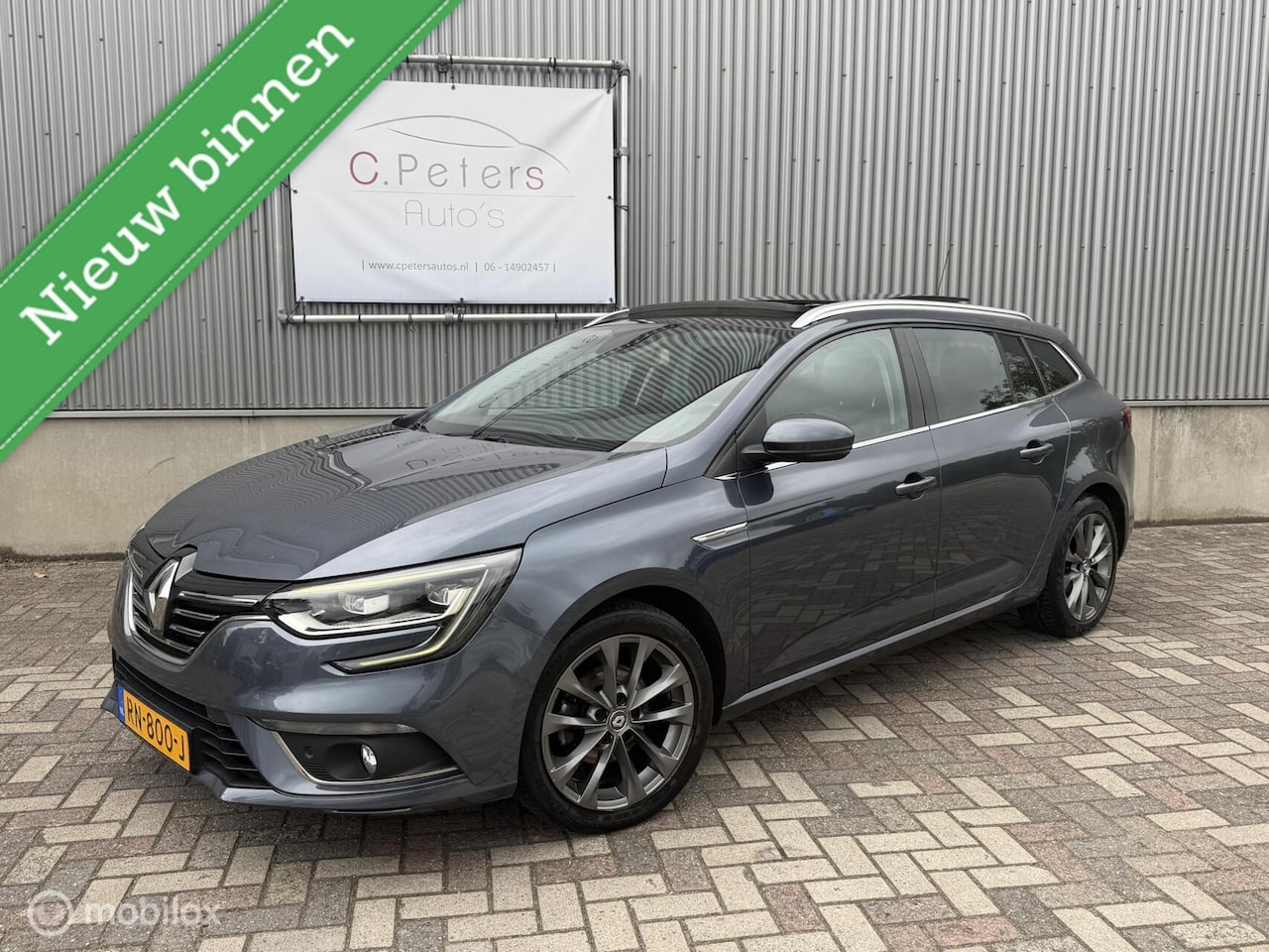 Renault Mégane Estate - 1.5 dCi Automaat Série Signature Exclusiv 2018 / Panoramadak / Leer / Trekhaak / Massage / - AutoWereld.nl