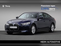 BMW i4 - eDrive40 84 kWh | Achteruitrijcamera | Park Distance Control (PDC) voor en achter | Connec